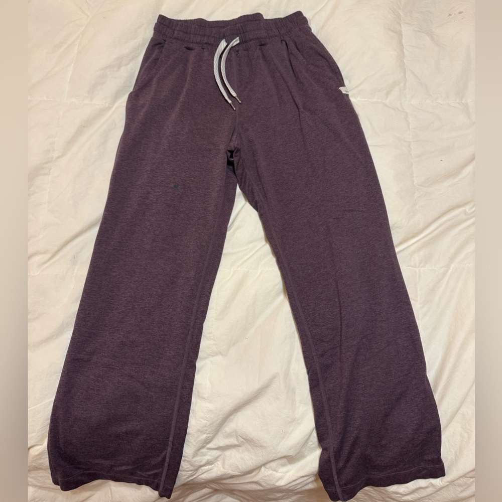 Vouri Women’s small capris - Picture 1 of 3